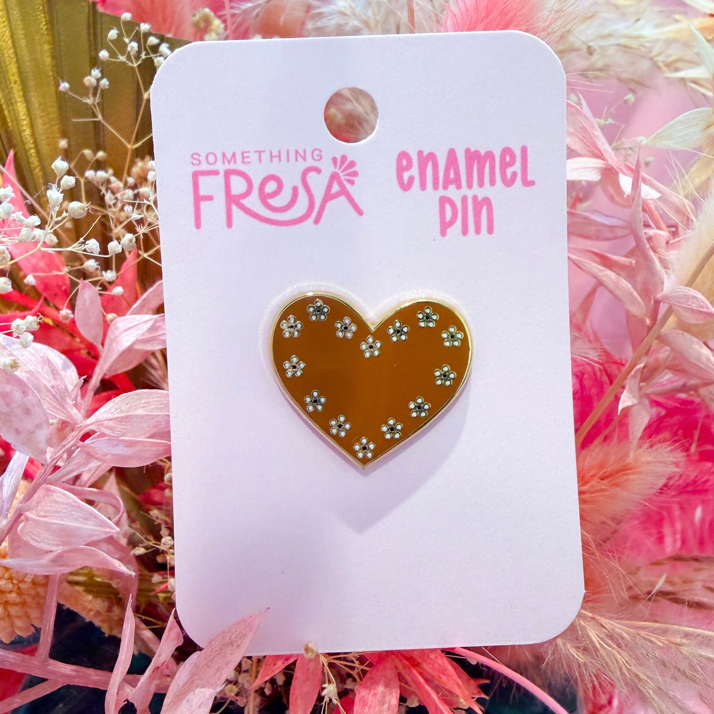 Corazón Enamel Pin