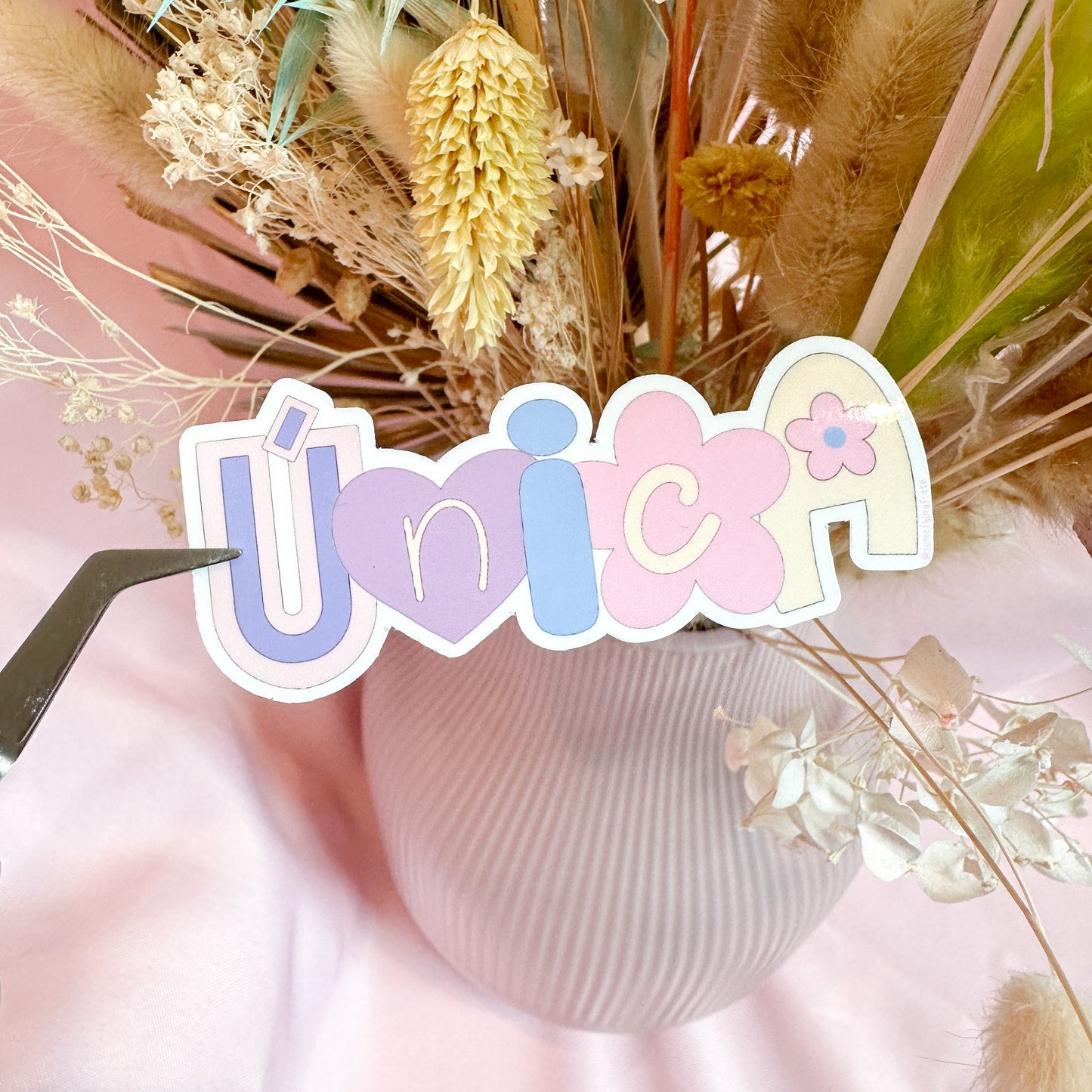 Única Sticker