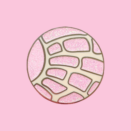 Concha Glitter Pin